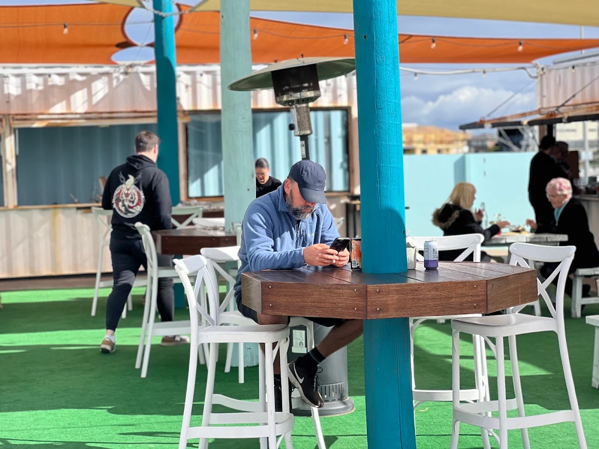 Vibe, 3030 Waterfront
