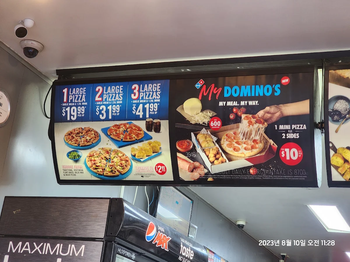 Menu, Domino's Pizza Bondi Junction