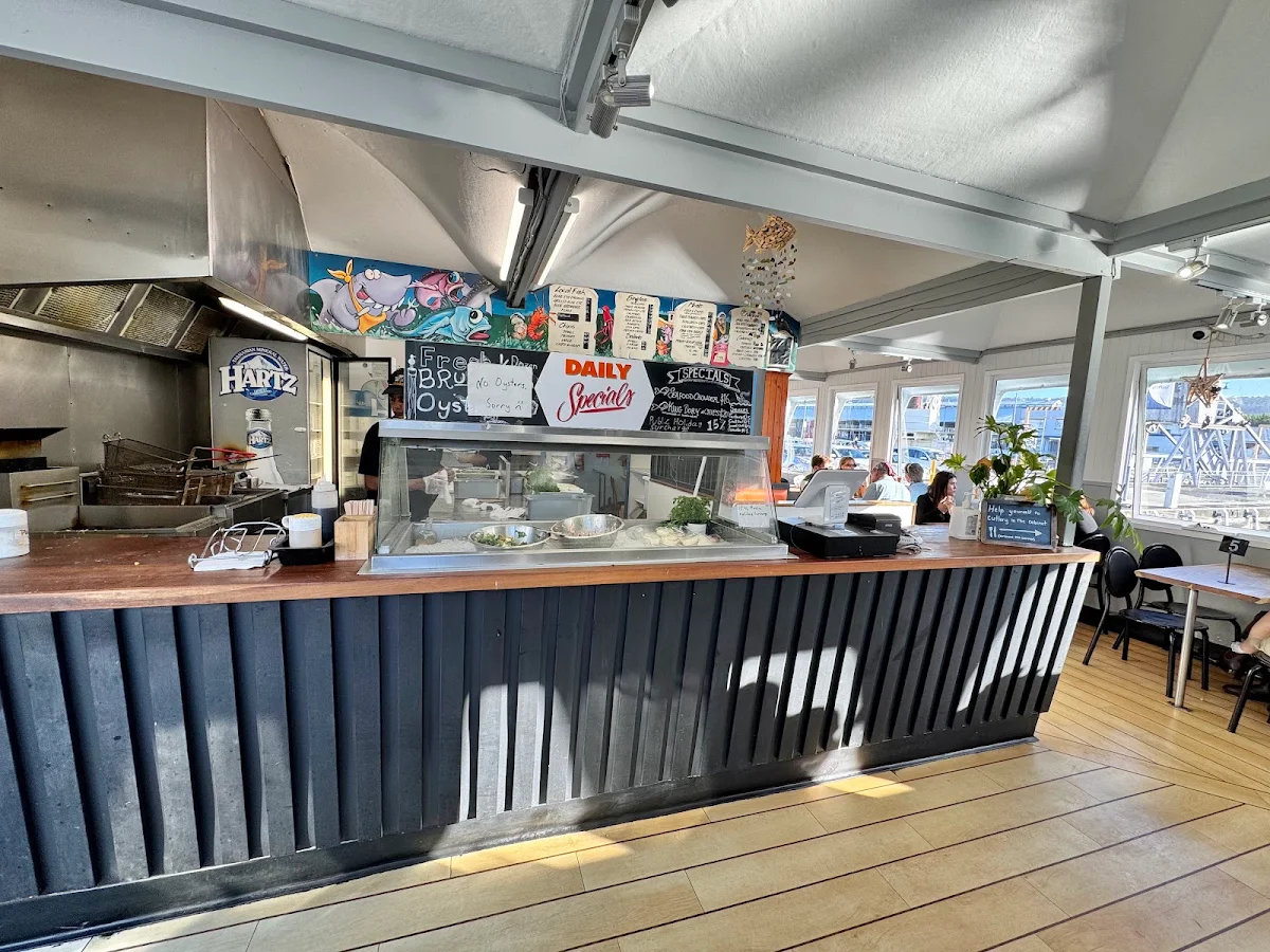 Vibe, Mako Seafood