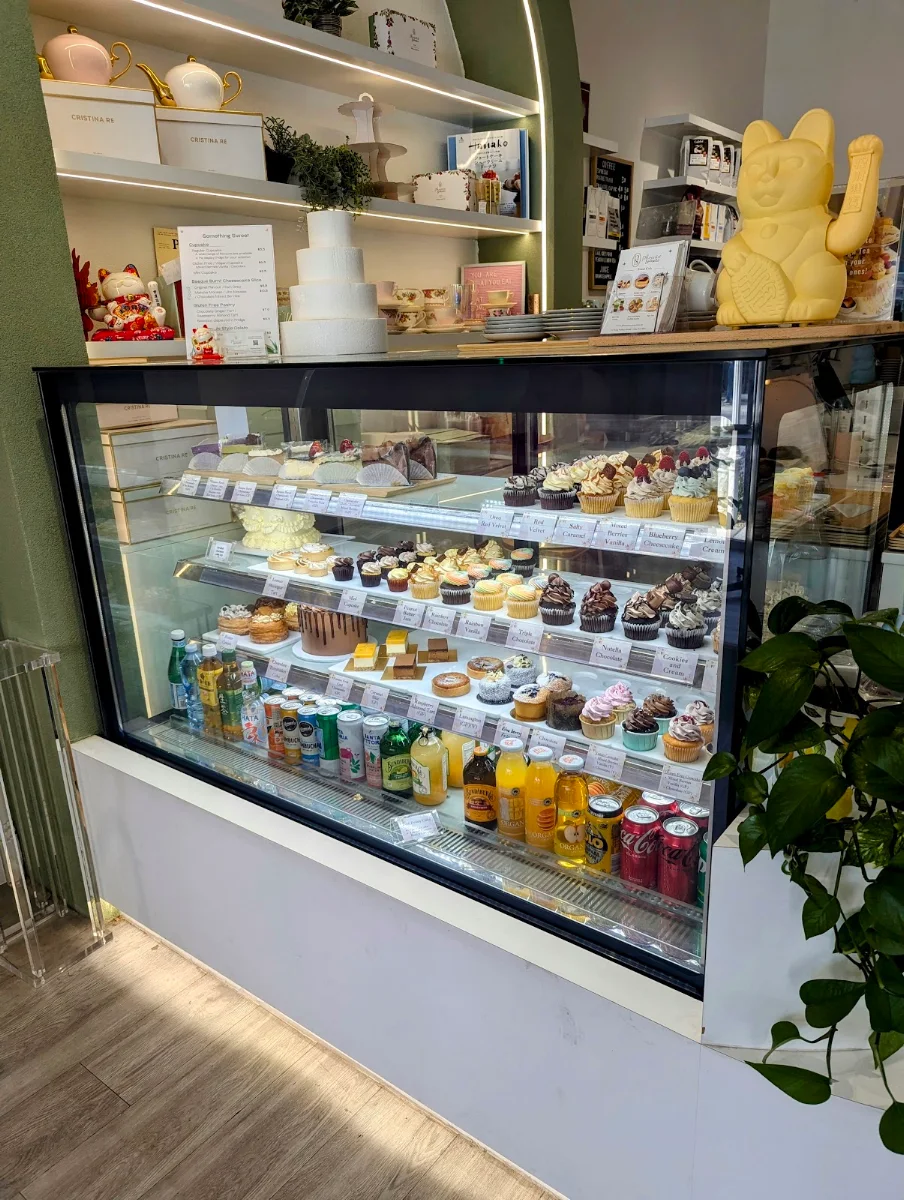 Vibe, Phoenix Sweets Cakery