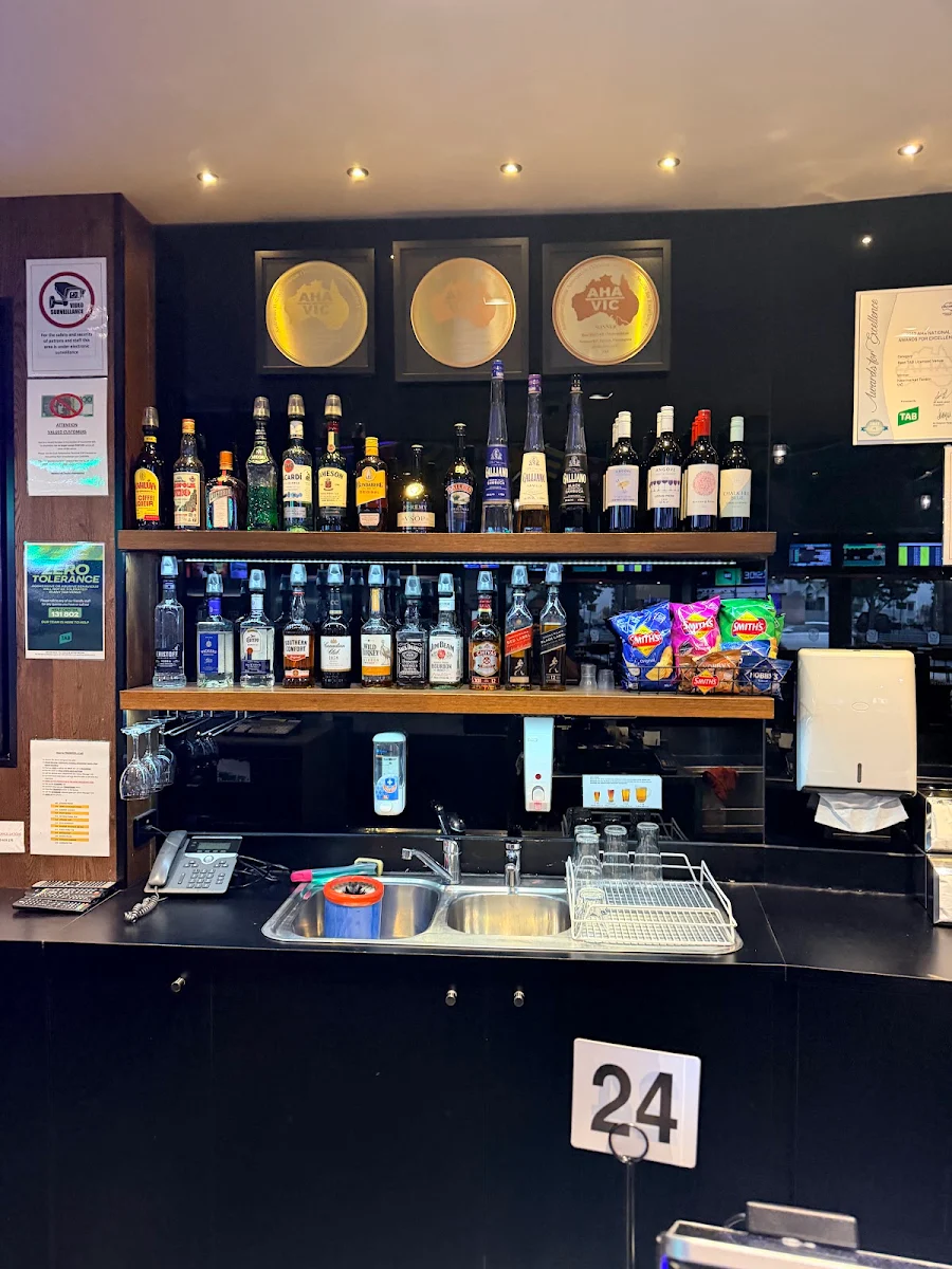 Vibe, Newmarket Tavern