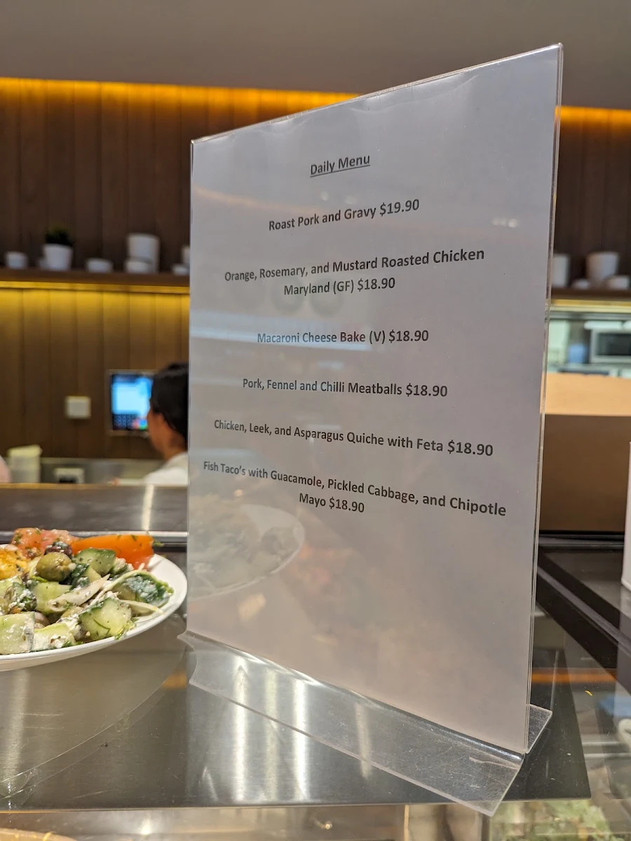 Menu, Super Eight