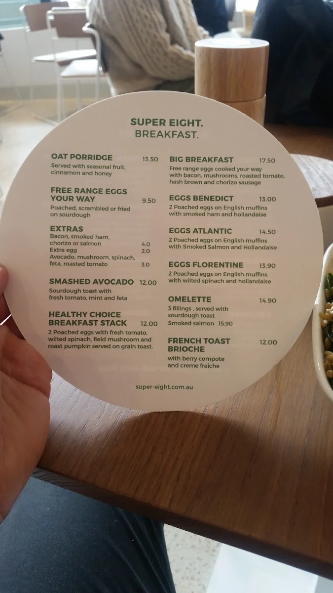 Menu, Super Eight