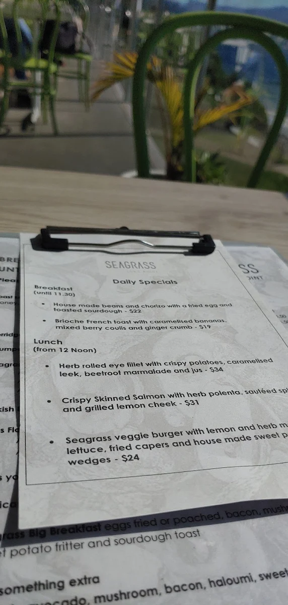 Menu, Seagrass Long Point