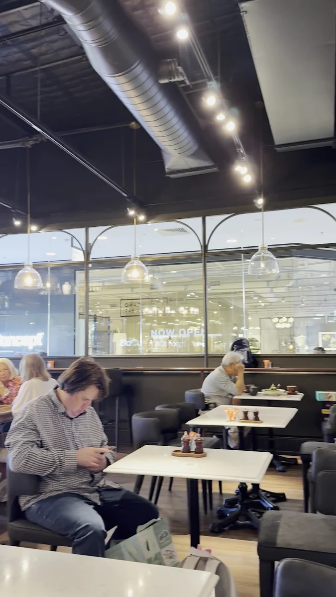 Vibe, L'Americano Espresso Bar