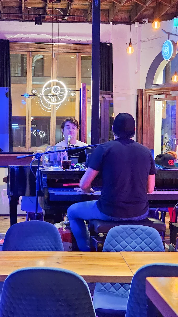 Vibe, East Brunswick Hotel