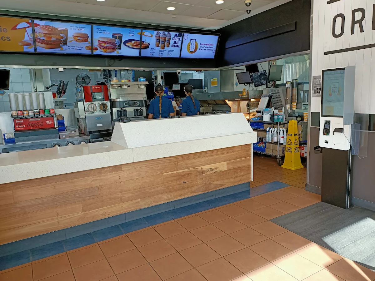 Vibe, McDonald's Palm Beach