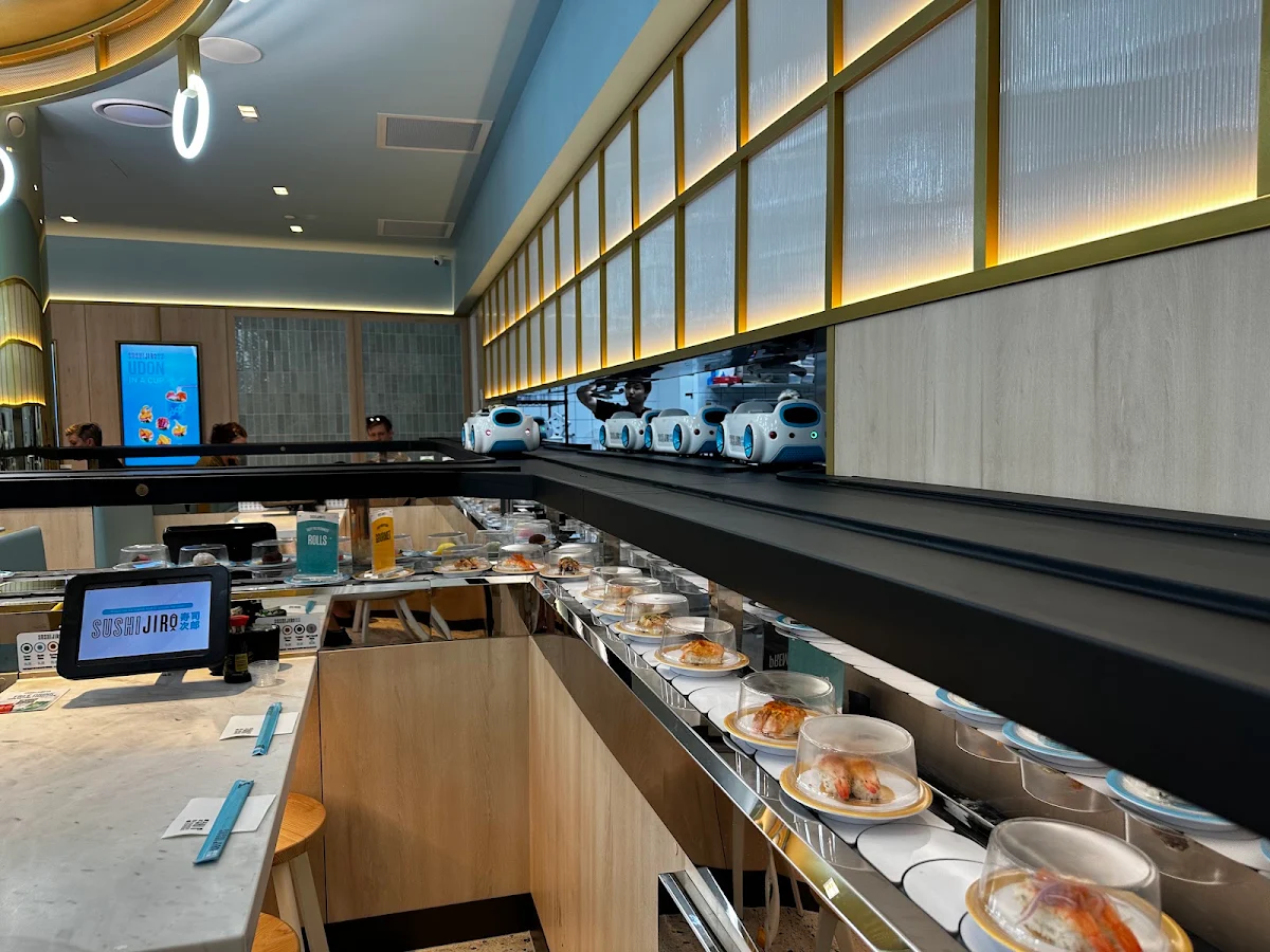 Vibe, Sushi Jiro Carindale