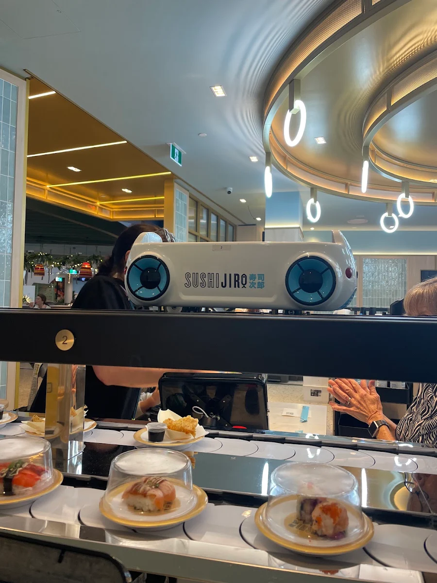 Vibe, Sushi Jiro Carindale