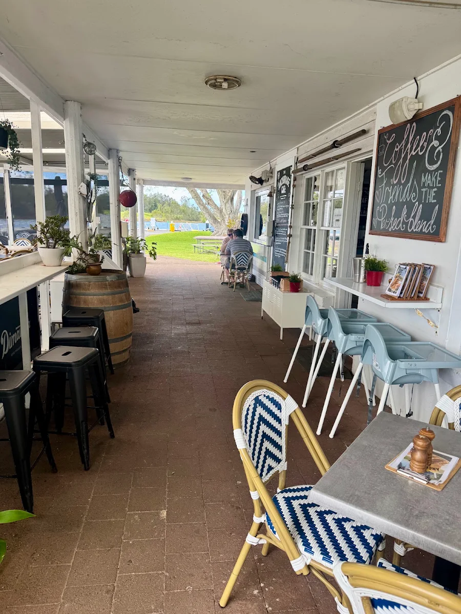 Vibe, The Anchorage Café