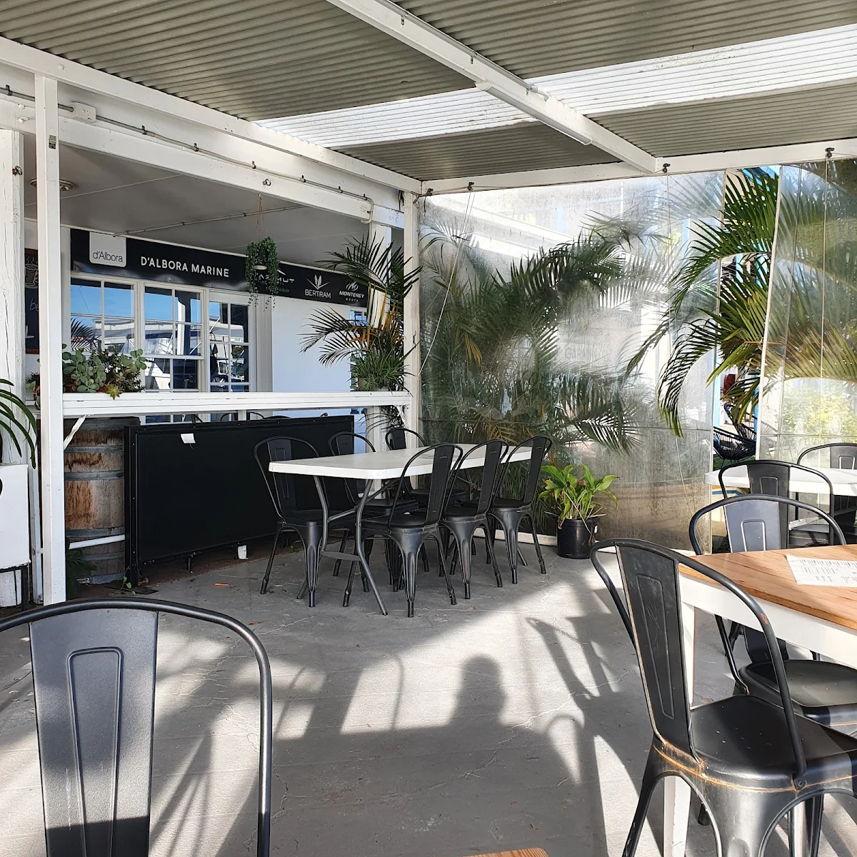 Vibe, The Anchorage Café