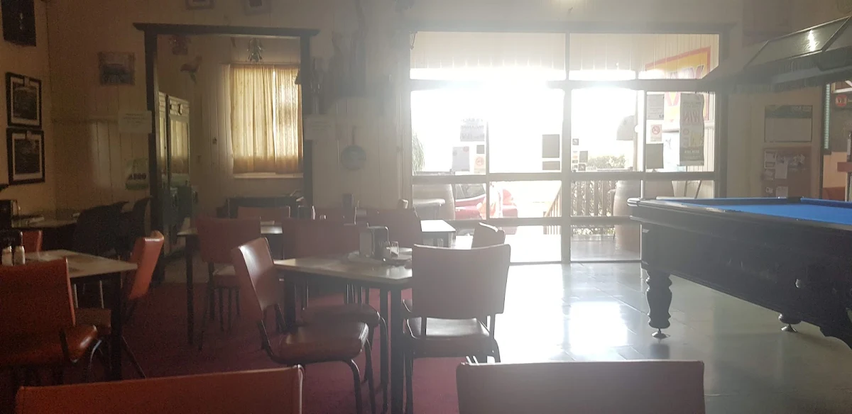 Vibe, Mount Alford Hotel