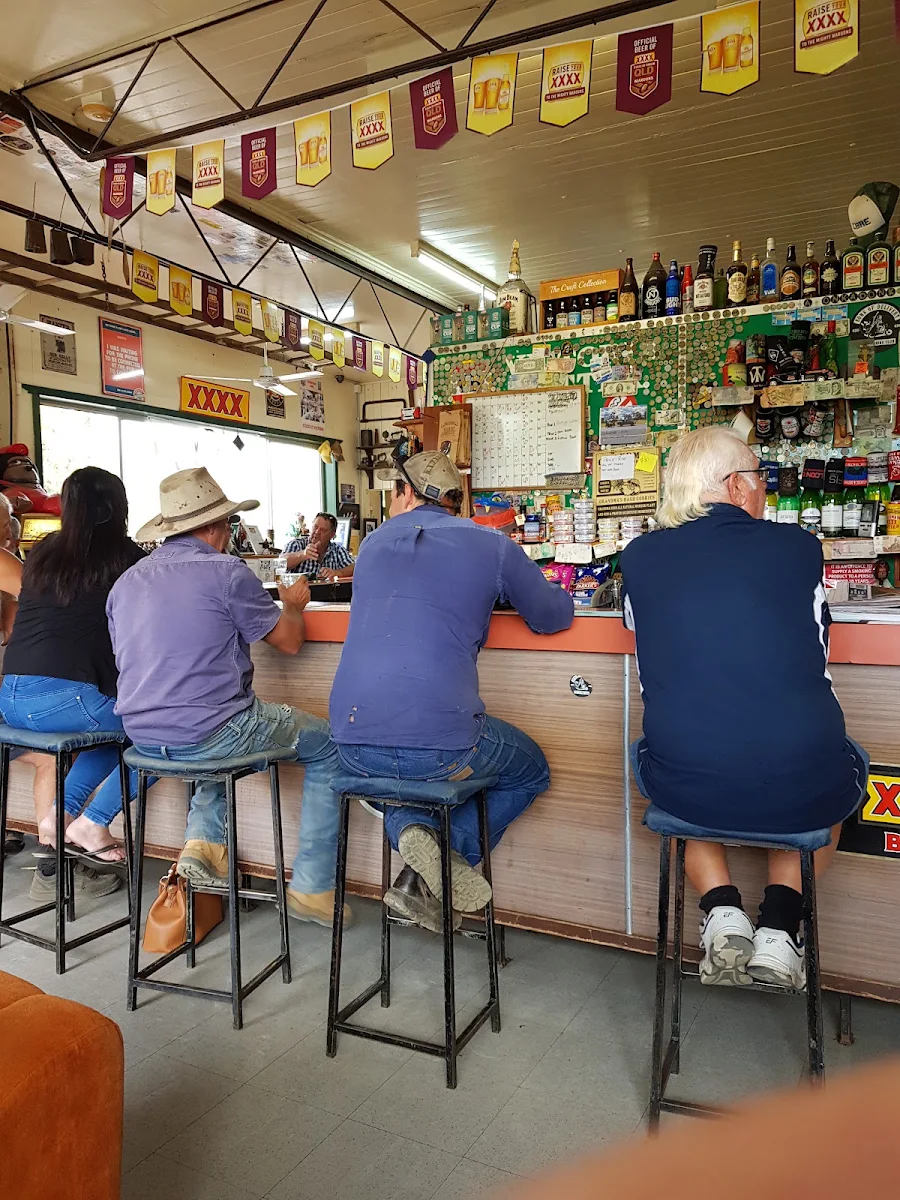 Vibe, Mount Alford Hotel