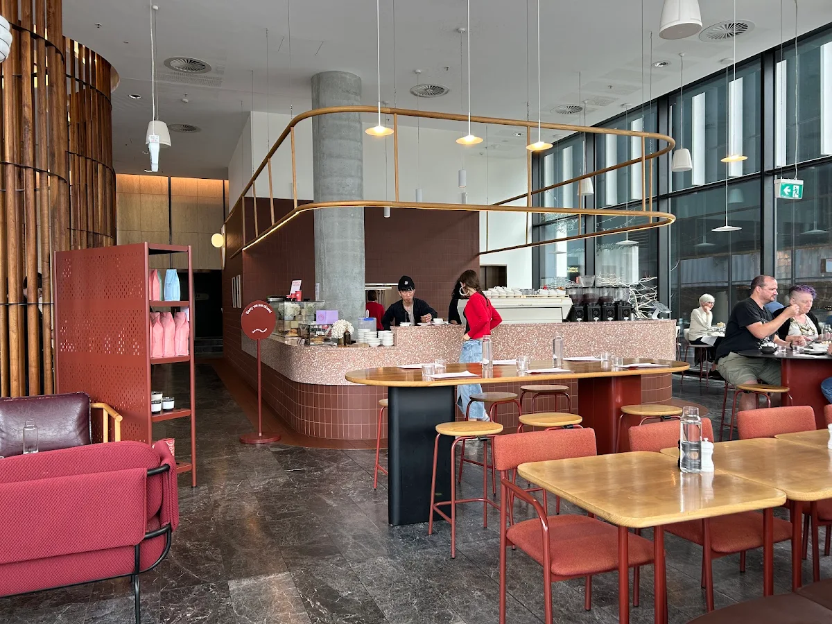 Vibe, Redbrick Coffee City