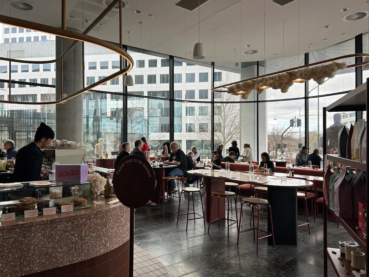 Vibe, Redbrick Coffee City