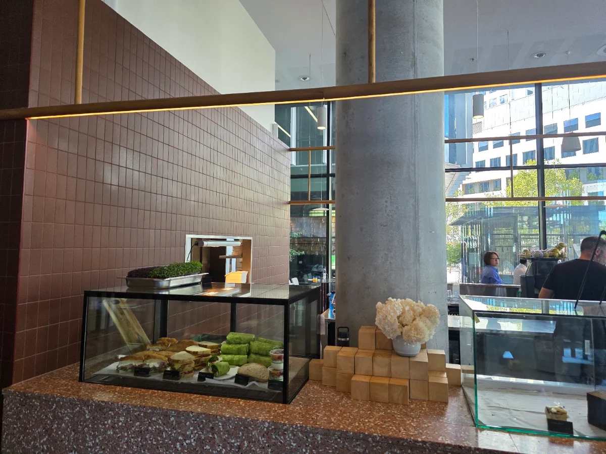 Vibe, Redbrick Coffee City