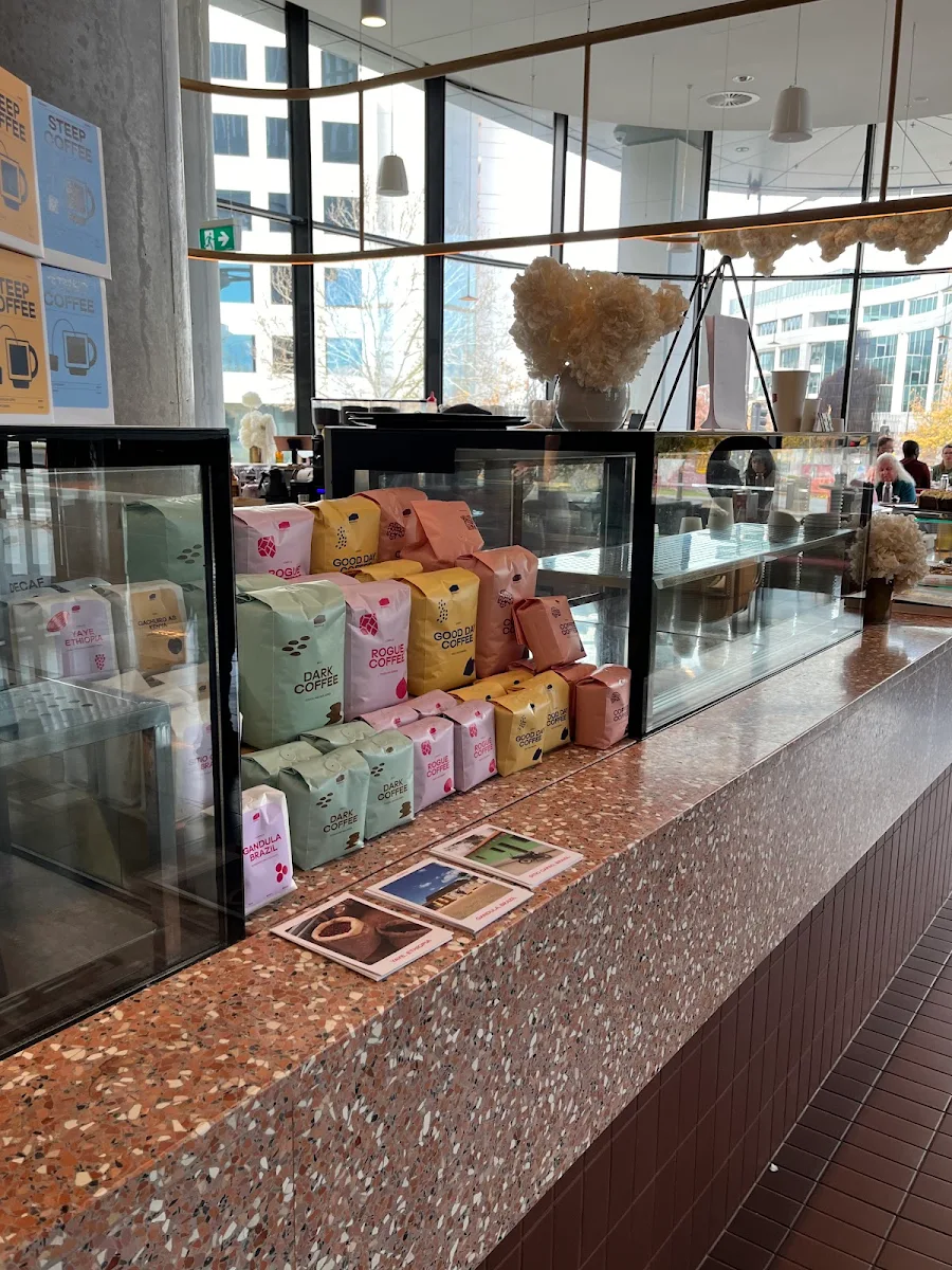 Vibe, Redbrick Coffee City
