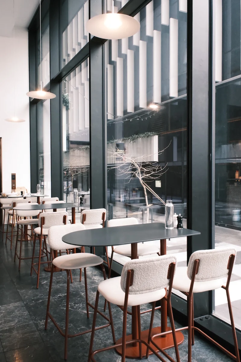 Vibe, Redbrick Coffee City