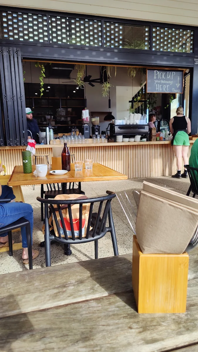 Vibe, The Hill Cafe
