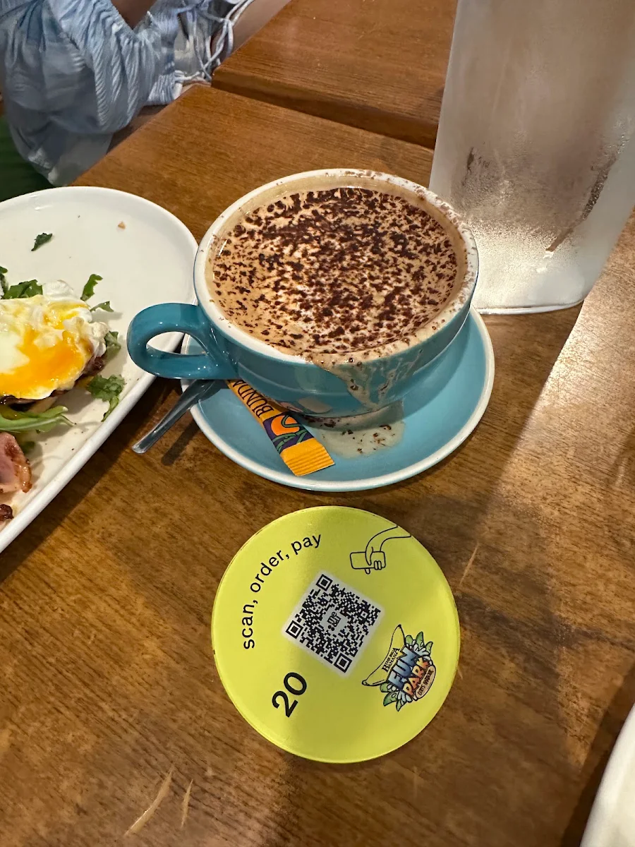 Food & drink, Bananas cafe
