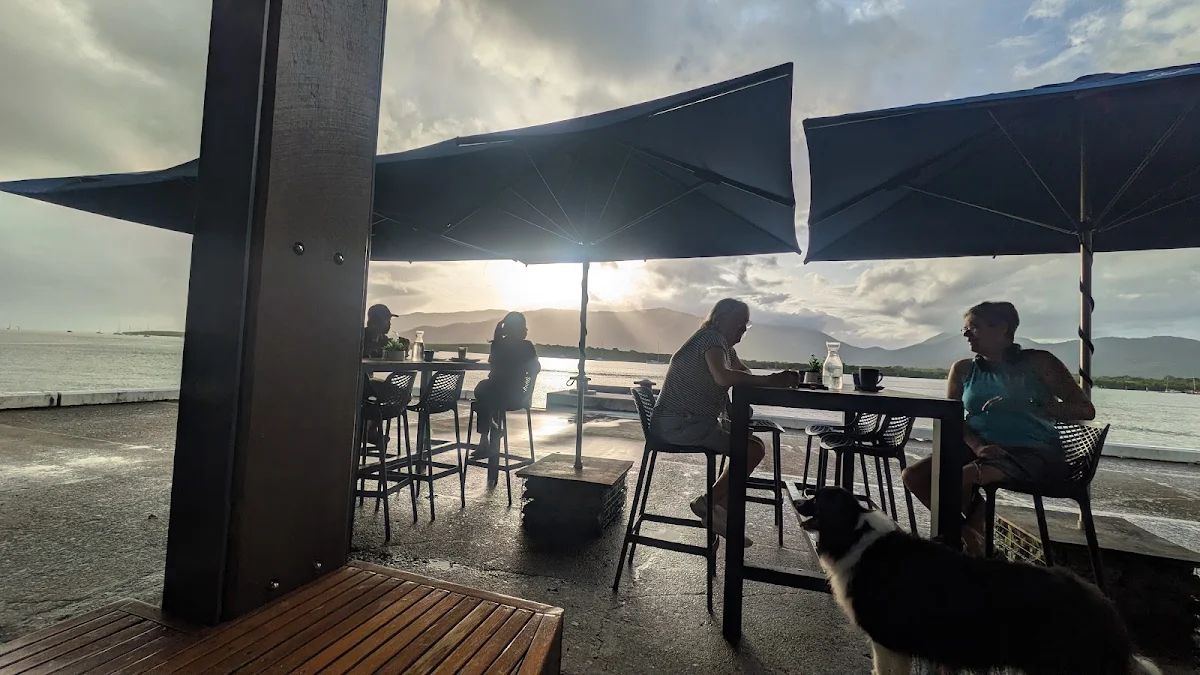 Vibe, Wharf ONE Cafe