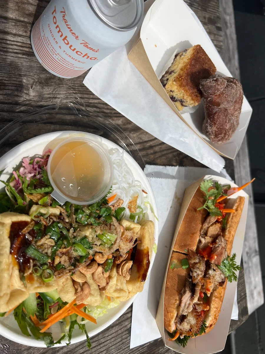 Food & drink, Graze N Cakes