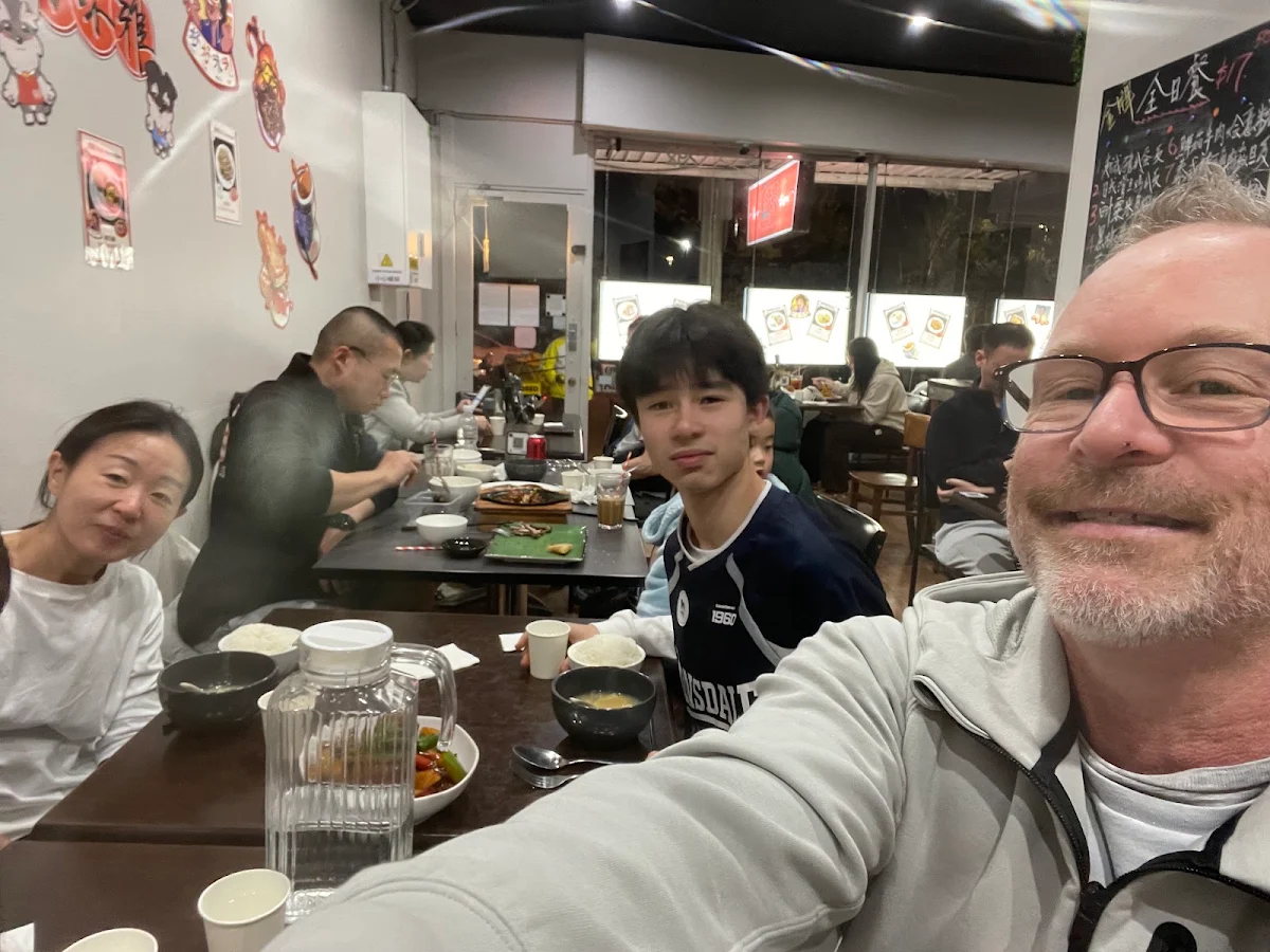 Vibe, Premier HK Cafe 百味雅