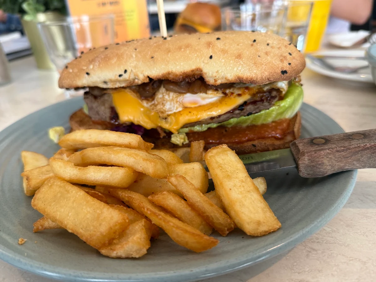 Food & drink, Seven Mile Bar & Bistro
