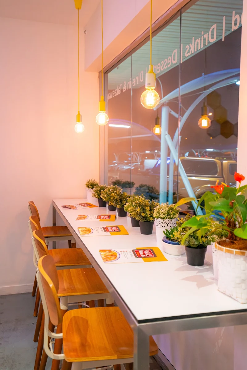 Vibe, Mui G Kitchen