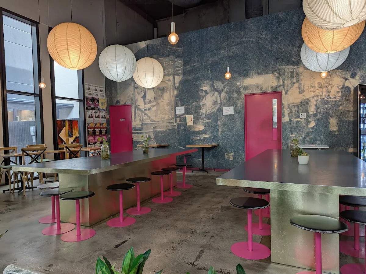 Vibe, Pok Pok Docklands