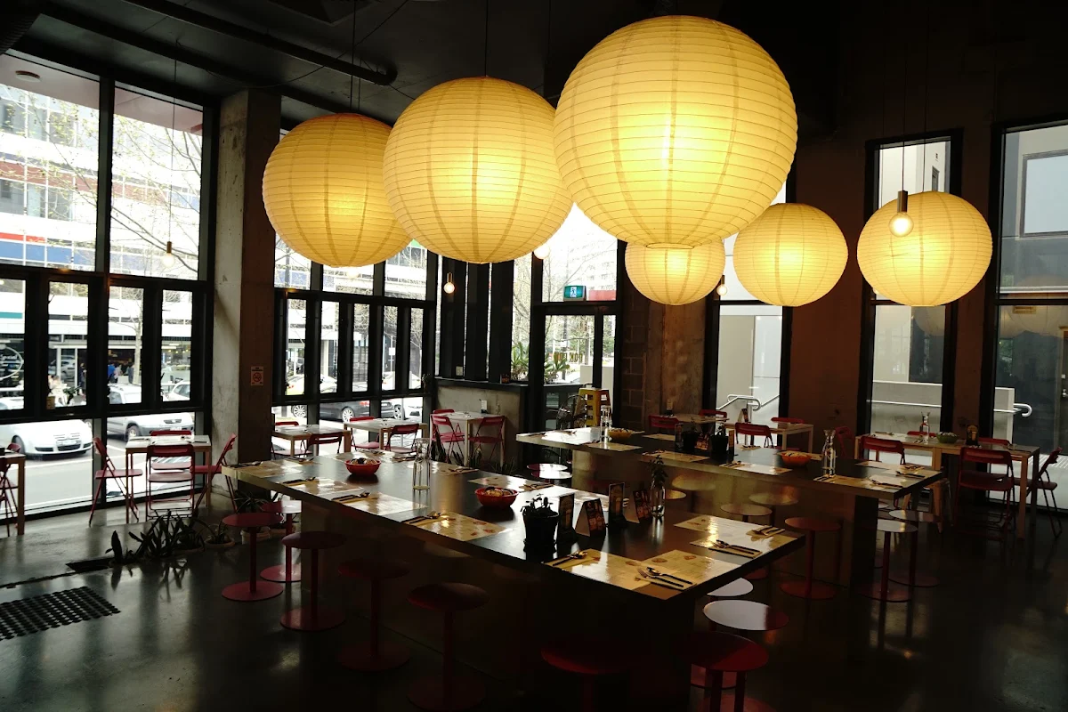 Vibe, Pok Pok Docklands