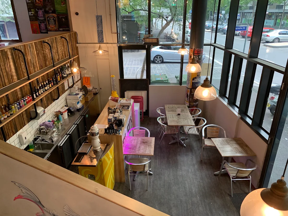 Vibe, Pok Pok Docklands