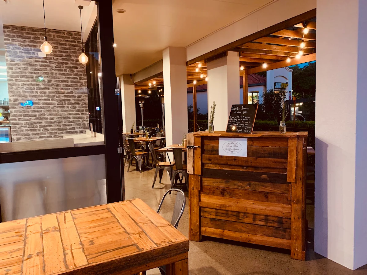 Vibe, Gusto's Gourmet Pizza & Pasta CARINDALE