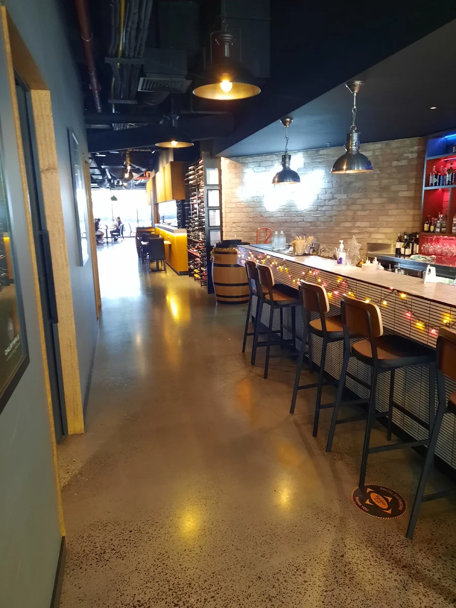 Vibe, Squires Loft Cheltenham