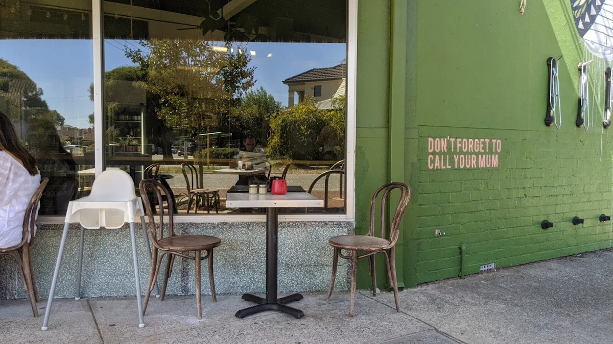 Vibe, Hobart Deli