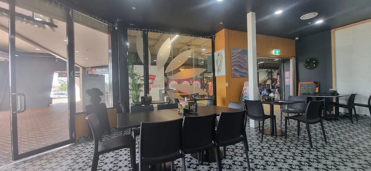 Vibe, Heaven Dining Cafe & Restaurant
