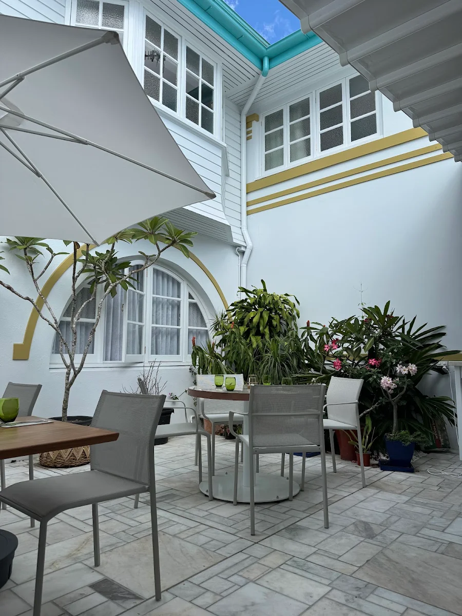 Vibe, Floriana Boutique Hotel & Mediterranean Restaurant