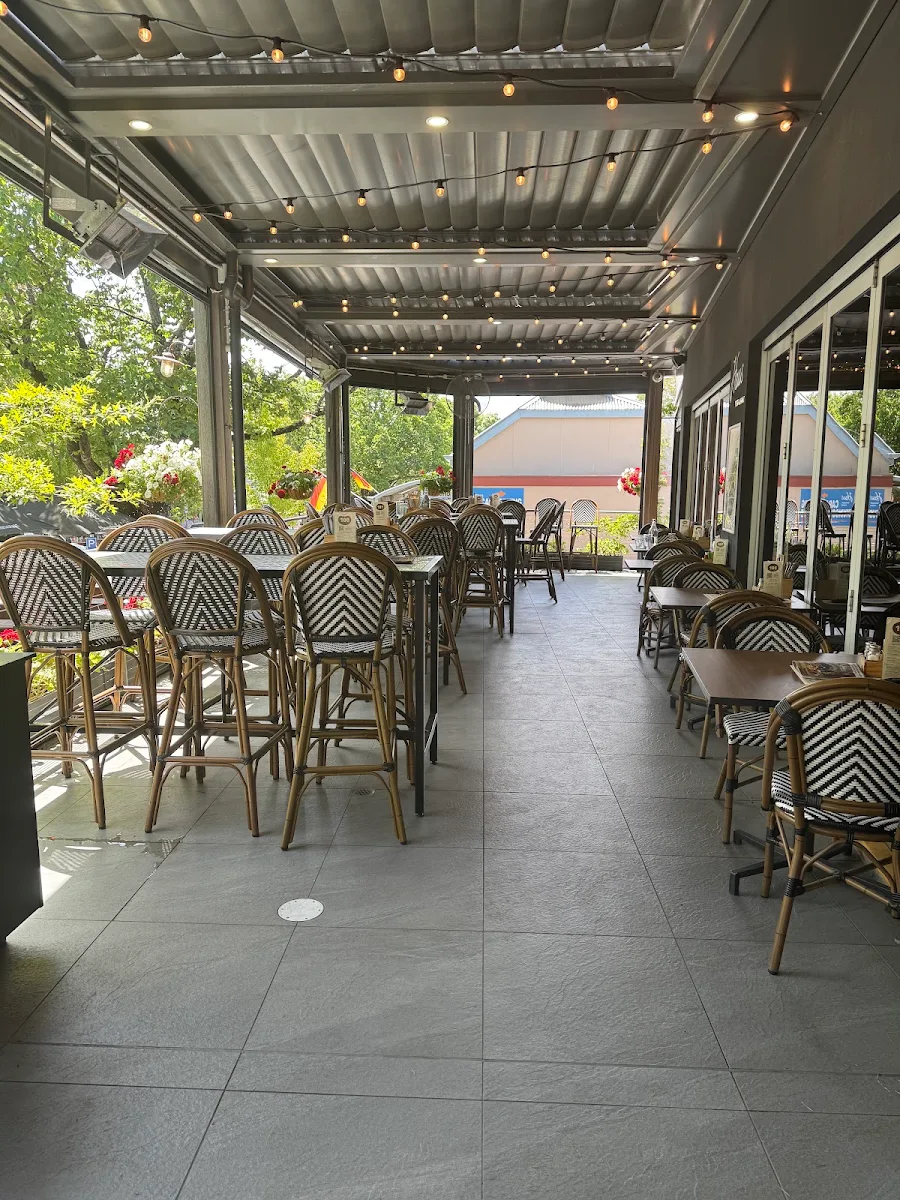 Vibe, The Haus Restaurant