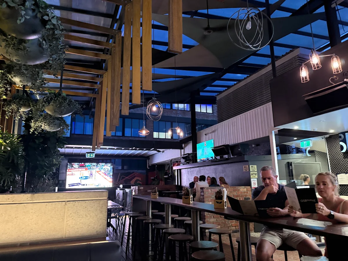 Vibe, Osbourne Hotel