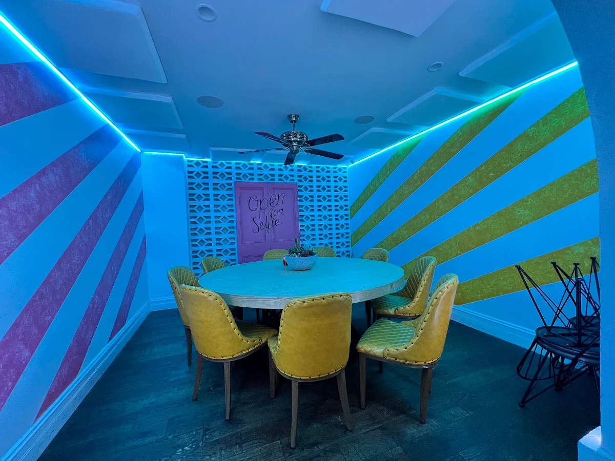Vibe, Mia Margarita