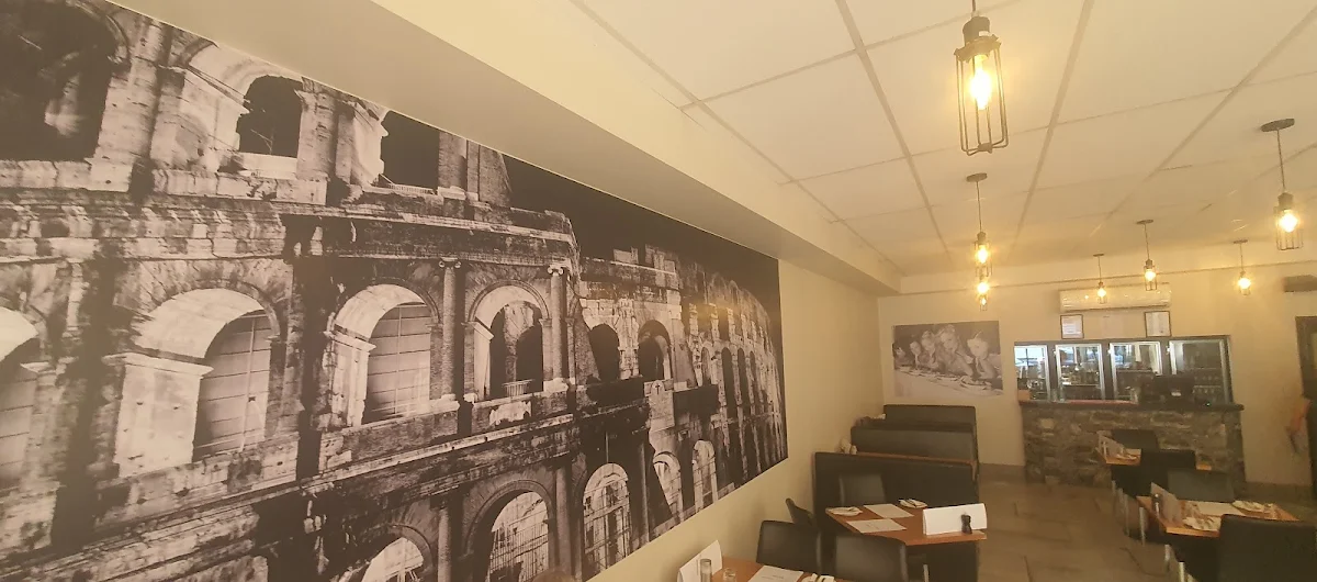 Vibe, Quo-Vadis Restaurant & Pizza Parlour
