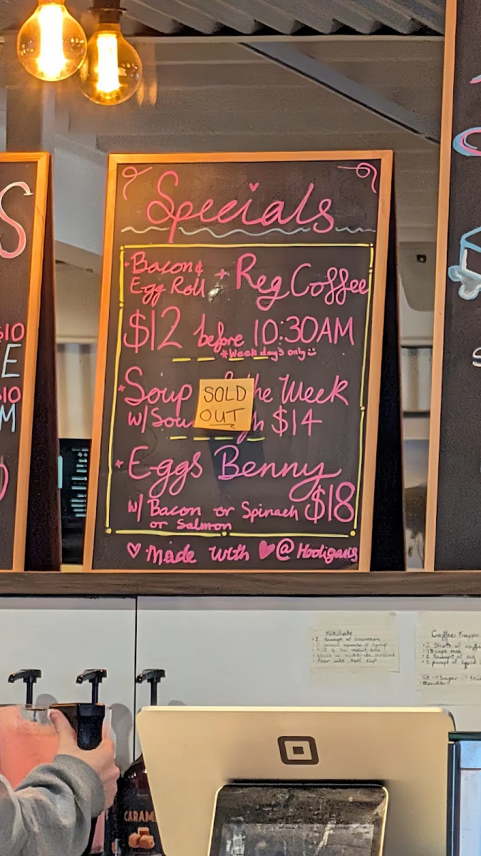 Menu, Hooligans