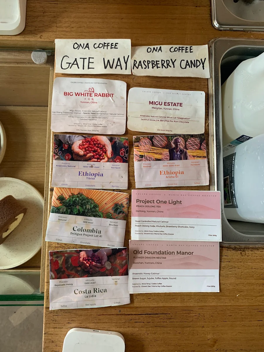 Menu, Calēre Coffee