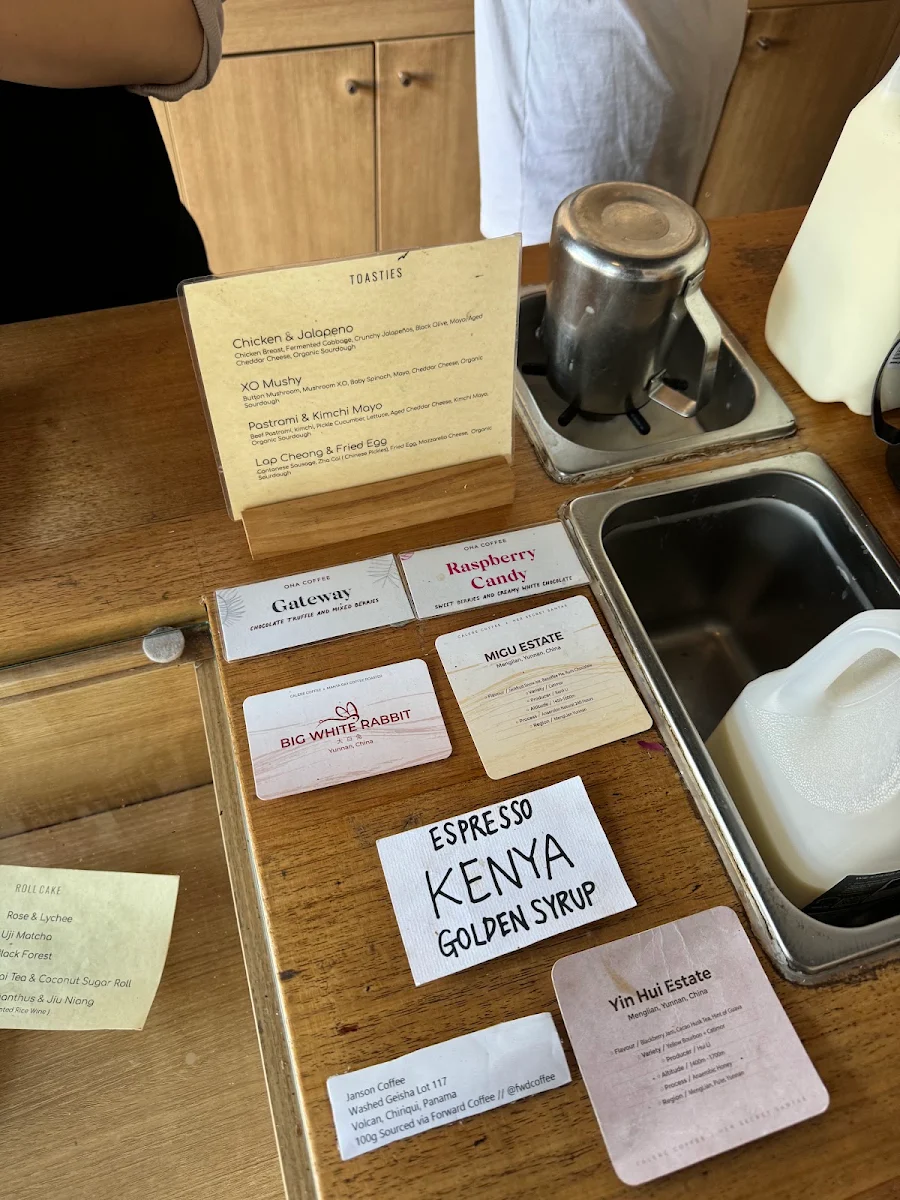 Menu, Calēre Coffee