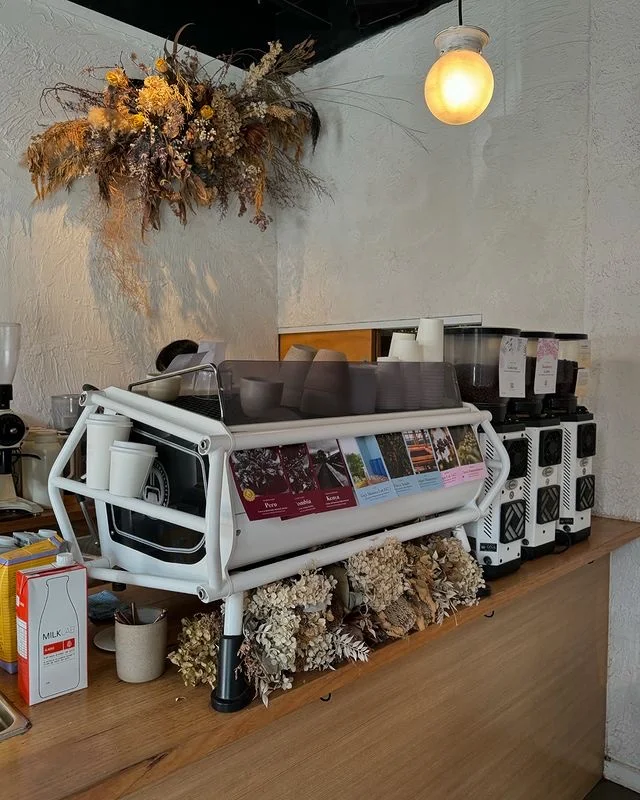 Vibe, Calēre Coffee