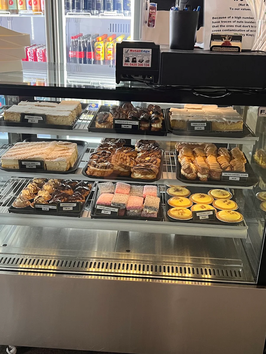 Vibe, Pastry King Cafe/Bakery