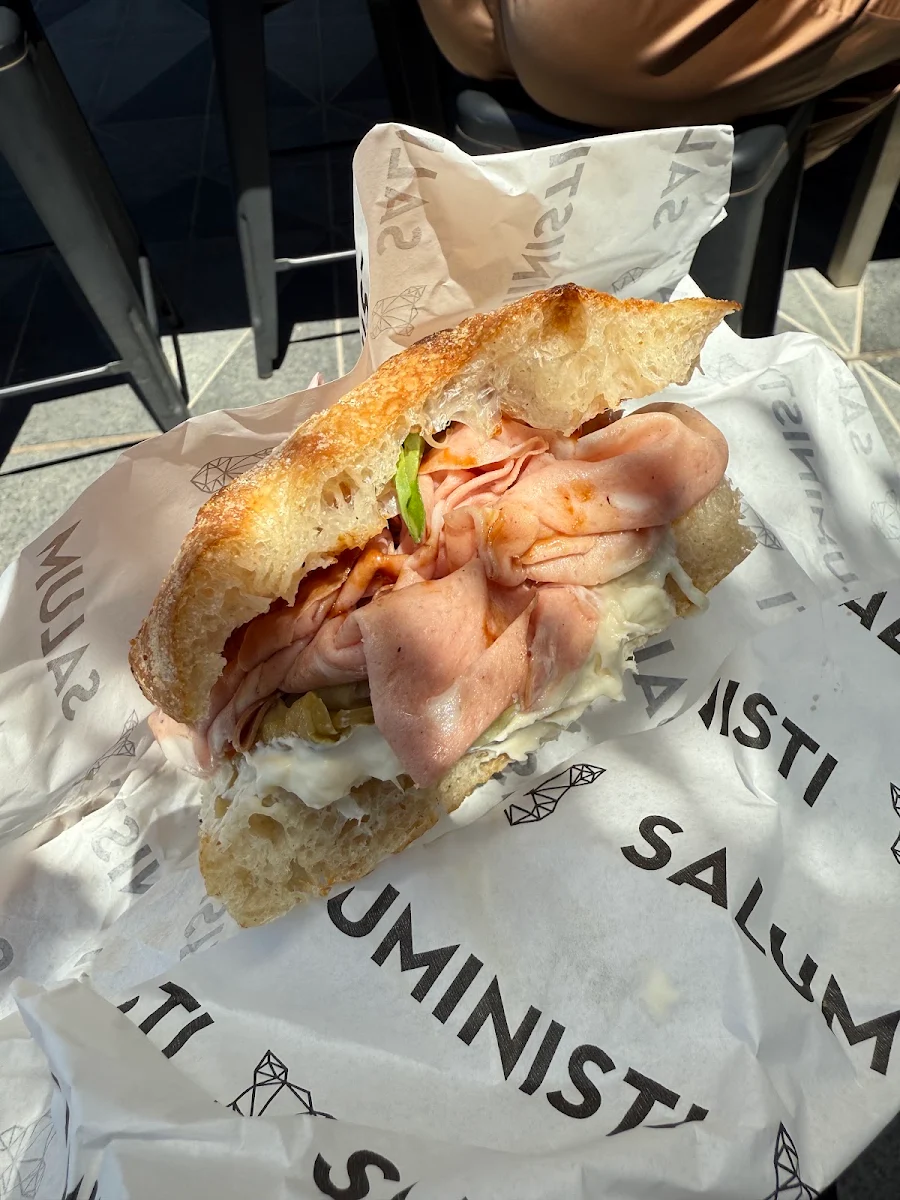 Food & drink, Saluministi Melbourne Quarter