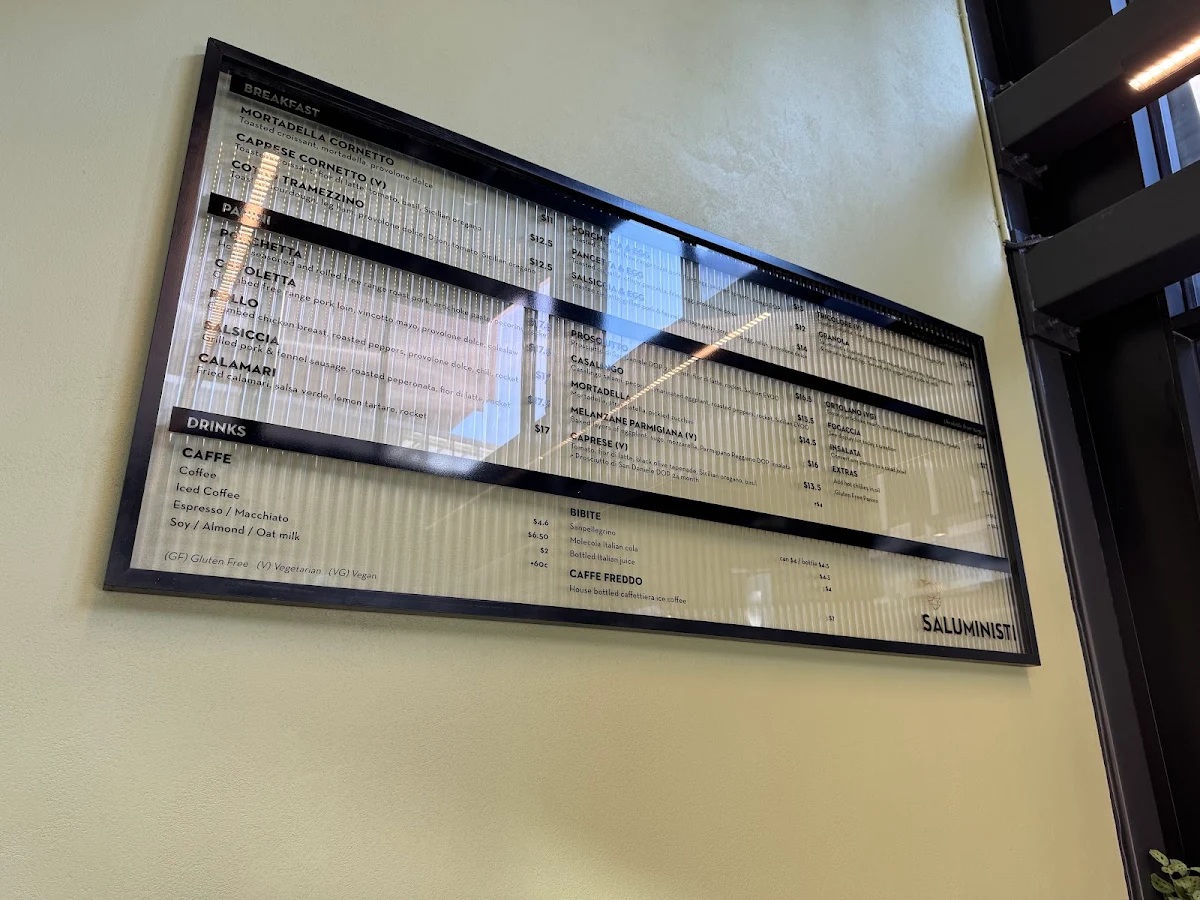 Menu, Saluministi Melbourne Quarter