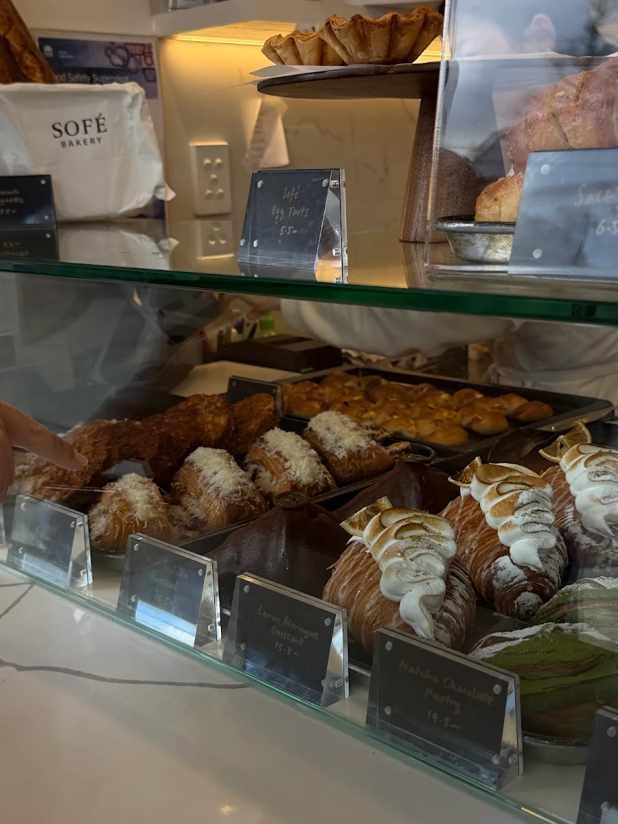 Vibe, Sofé Bakery