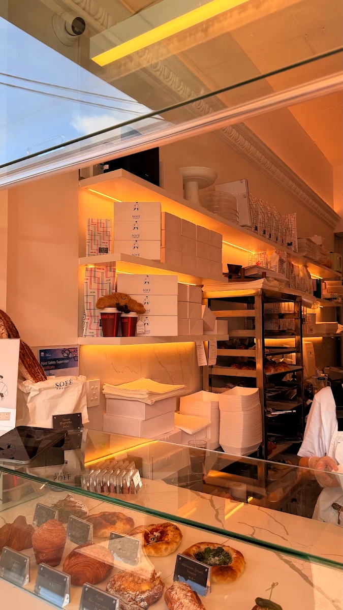 Vibe, Sofé Bakery